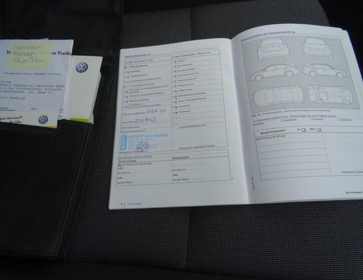 Volkswagen Golf 16