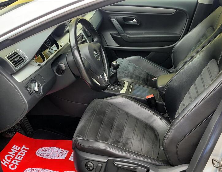 Volkswagen Passat CC 30