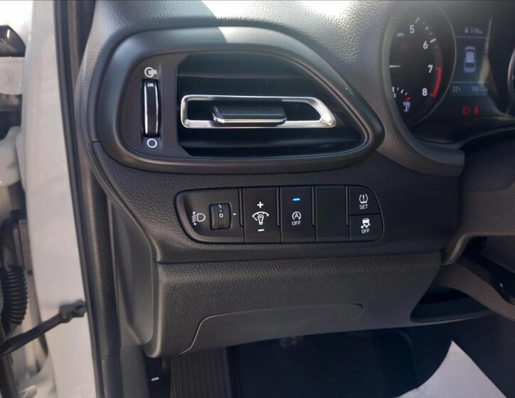 Hyundai i30 14