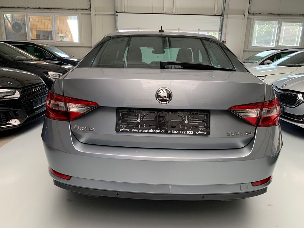 Škoda Superb