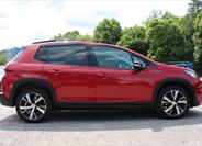 Peugeot 2008 4