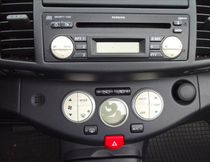 Nissan Micra 38