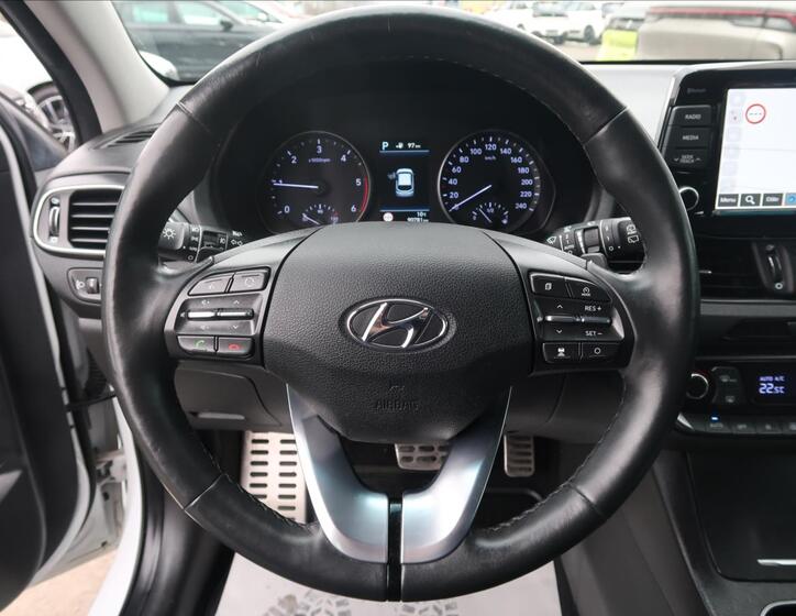 Hyundai i30 17