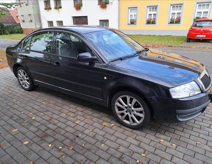 Škoda Superb 15