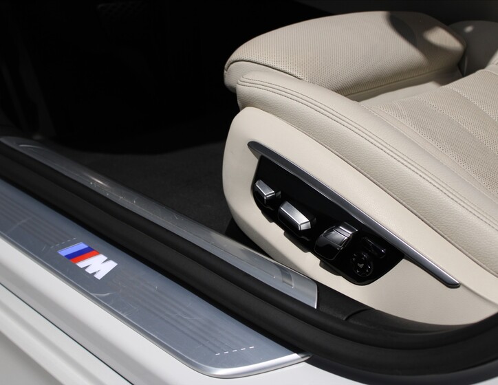BMW Řada 7 9