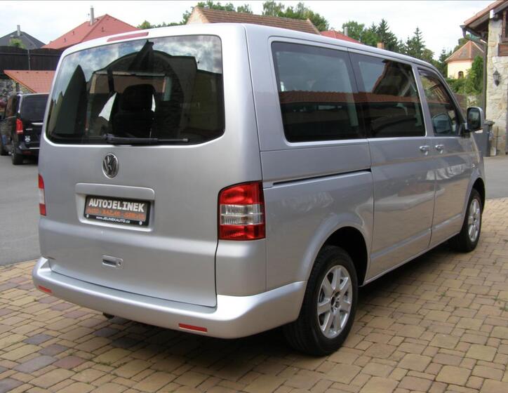 Volkswagen Caravelle 5