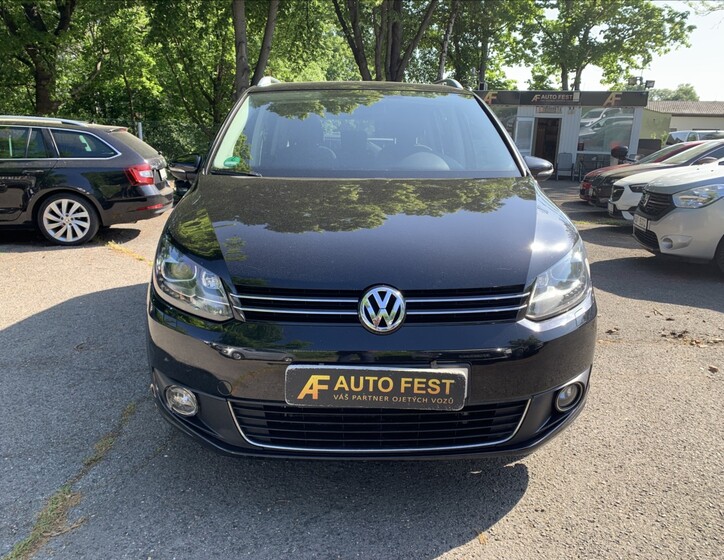 Volkswagen Touran 2