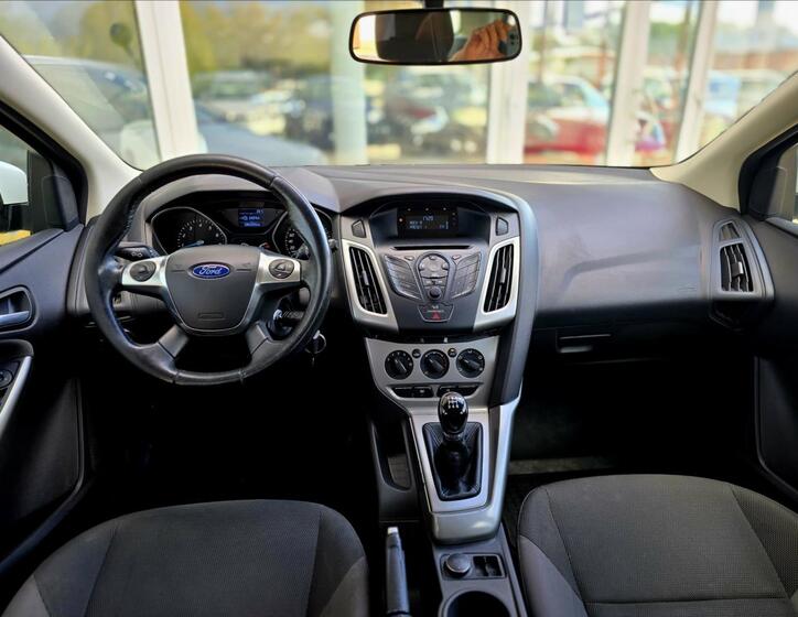 Ford Focus 12