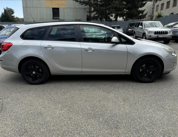 Opel Astra 14