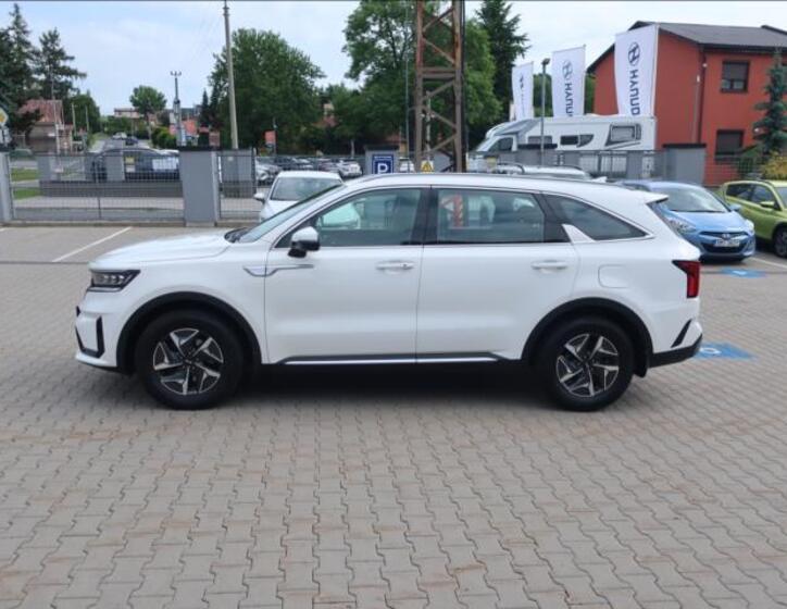 KIA Sorento 4