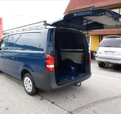 Mercedes-Benz Vito 18