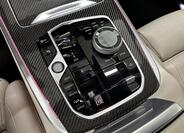 BMW X7 11