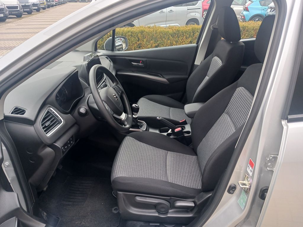 Suzuki S-Cross