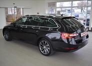 Škoda Superb 8