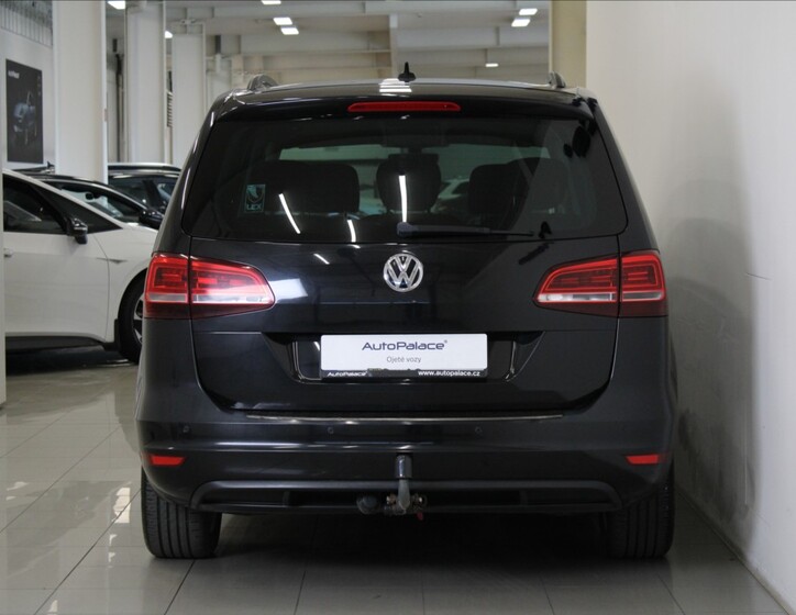 Volkswagen Sharan 4