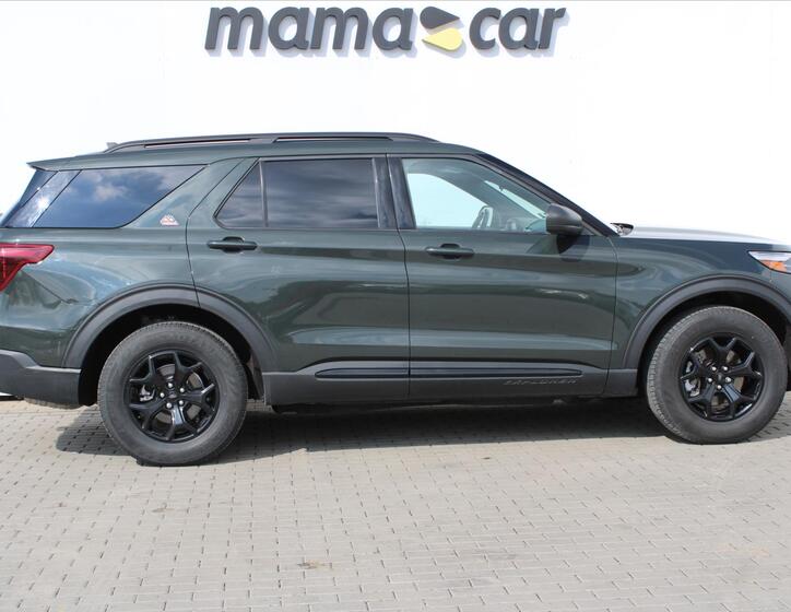 Ford Explorer 8