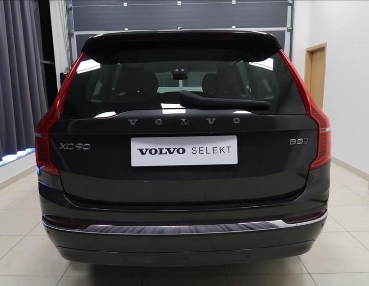 Volvo XC90 5