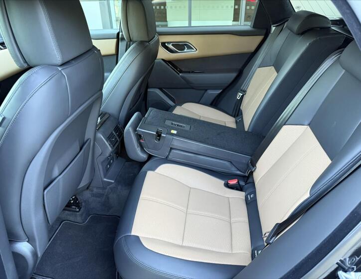 Land Rover Range Rover Velar 33