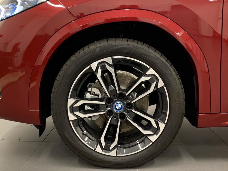 BMW iX2