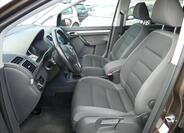 Volkswagen Touran 8
