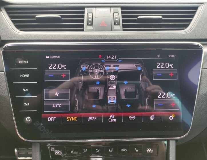 Škoda Superb 21