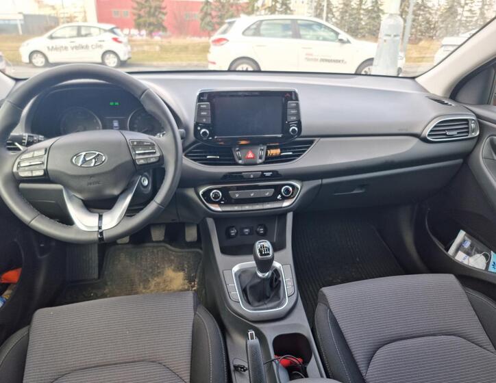 Hyundai i30 8