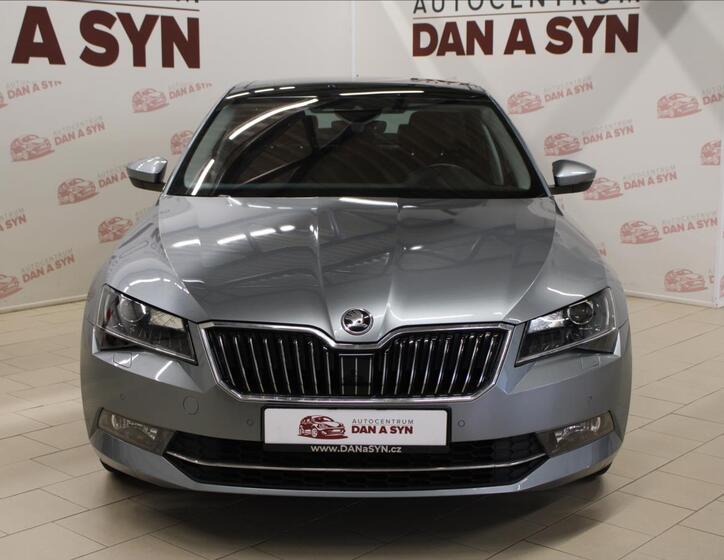 Škoda Superb 2