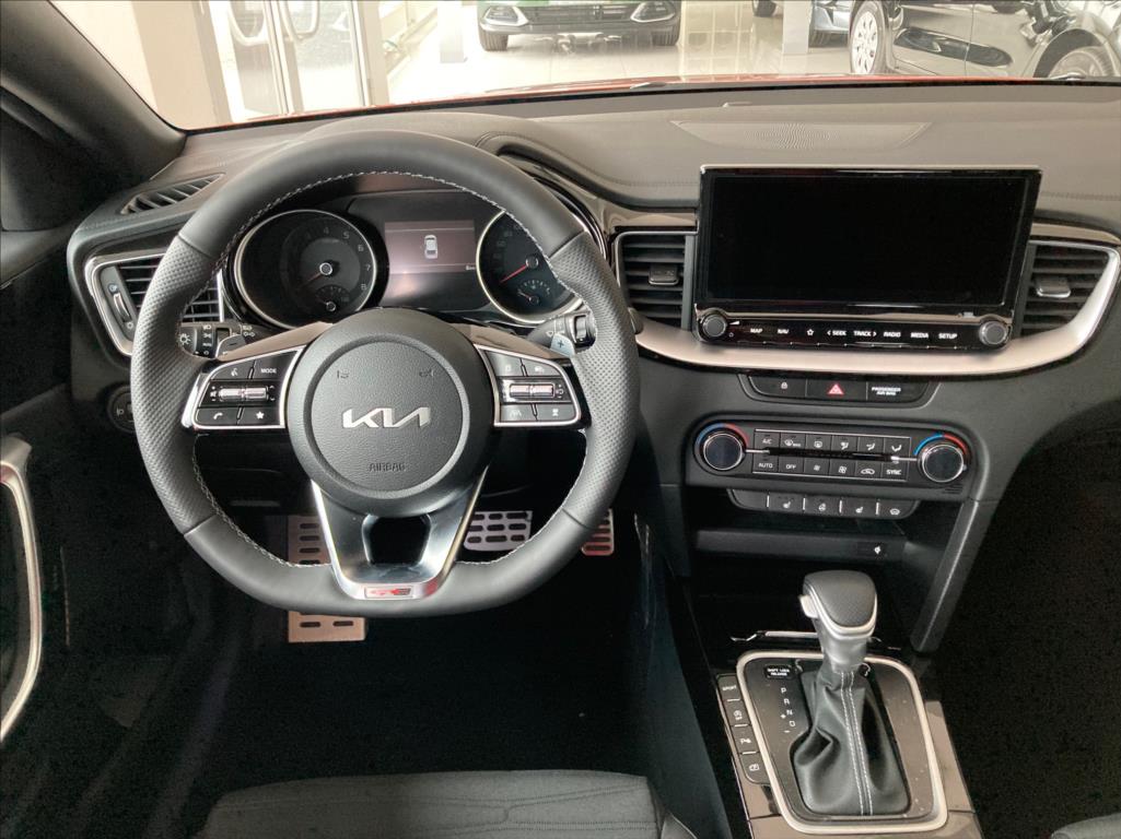 KIA ProCeed