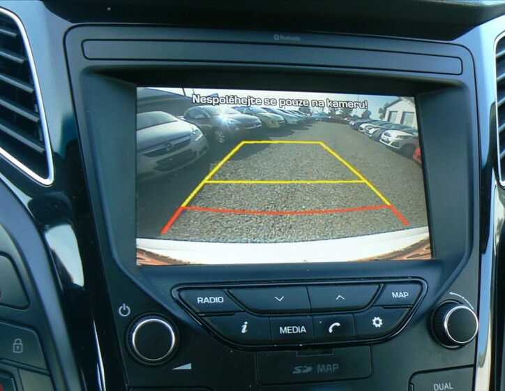Hyundai i40 12