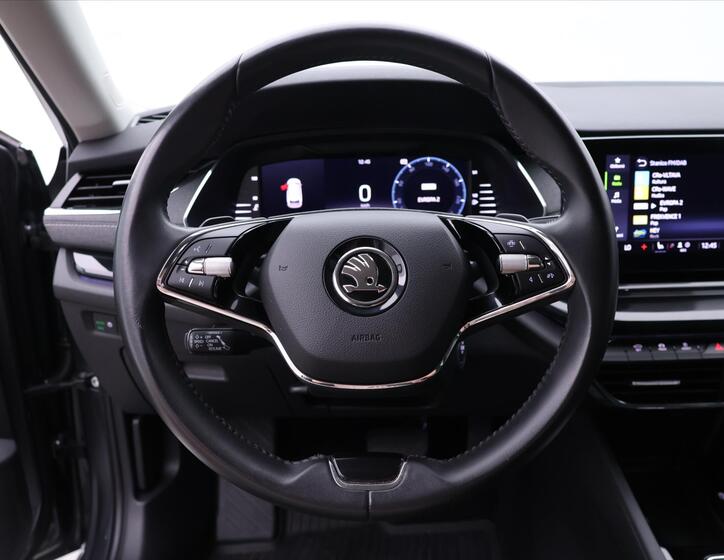 Škoda Octavia 16