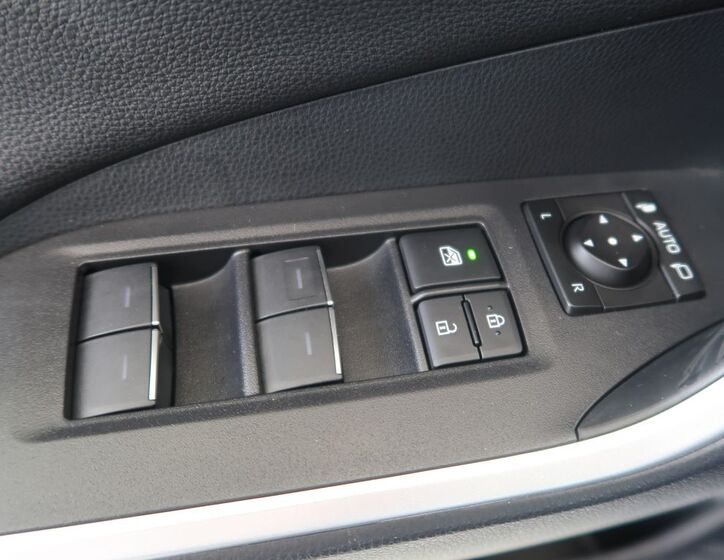 Toyota RAV4 23