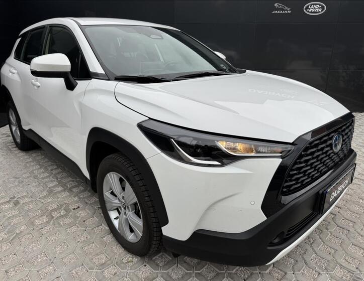 Toyota Corolla Cross 11