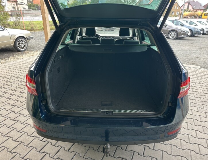 Škoda Superb 13