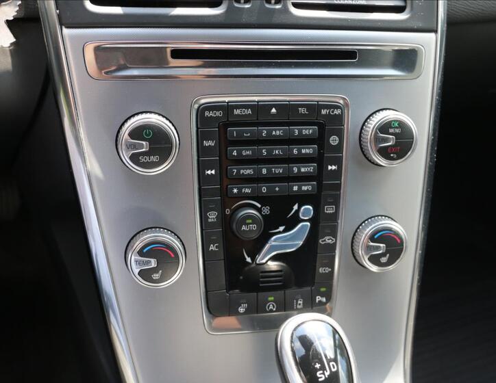 Volvo XC60 30
