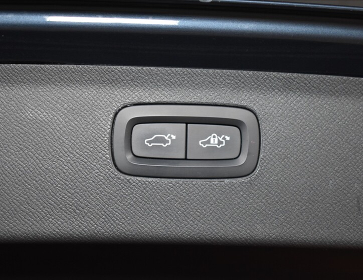 Volvo XC90 12