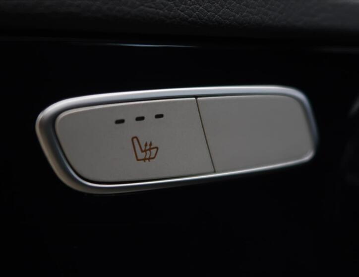 Mercedes-Benz Třídy C 30