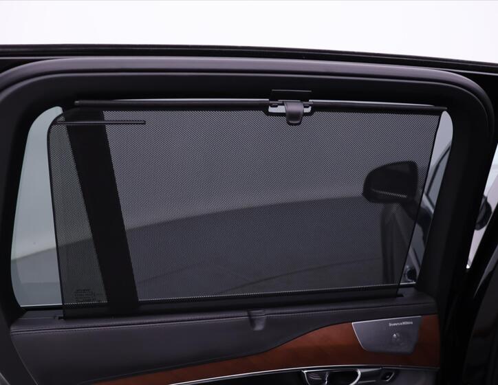 Volvo XC90 36