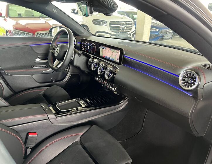 Mercedes-Benz CLA 11