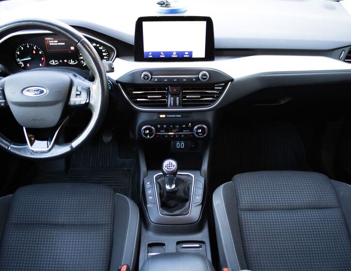 Ford Focus 11