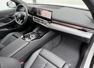 BMW i5 9