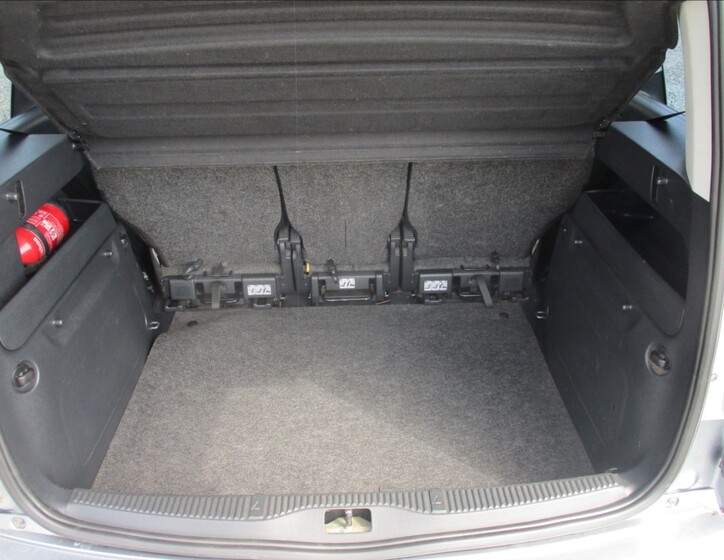 Škoda Roomster 9