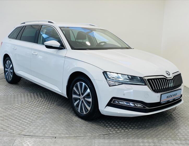 Škoda Superb 22