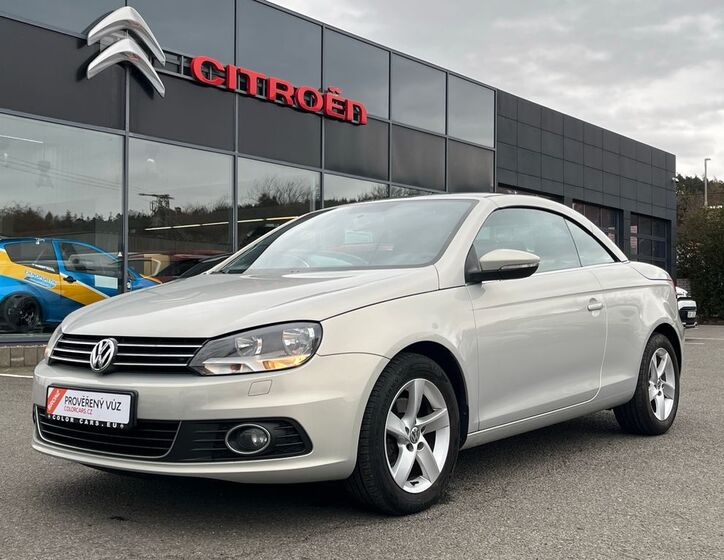Volkswagen EOS 1
