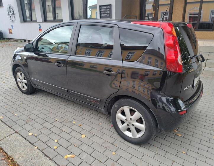Nissan Note 7