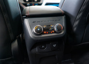 Ford Explorer 39