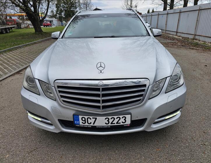 Mercedes-Benz Třídy E 2
