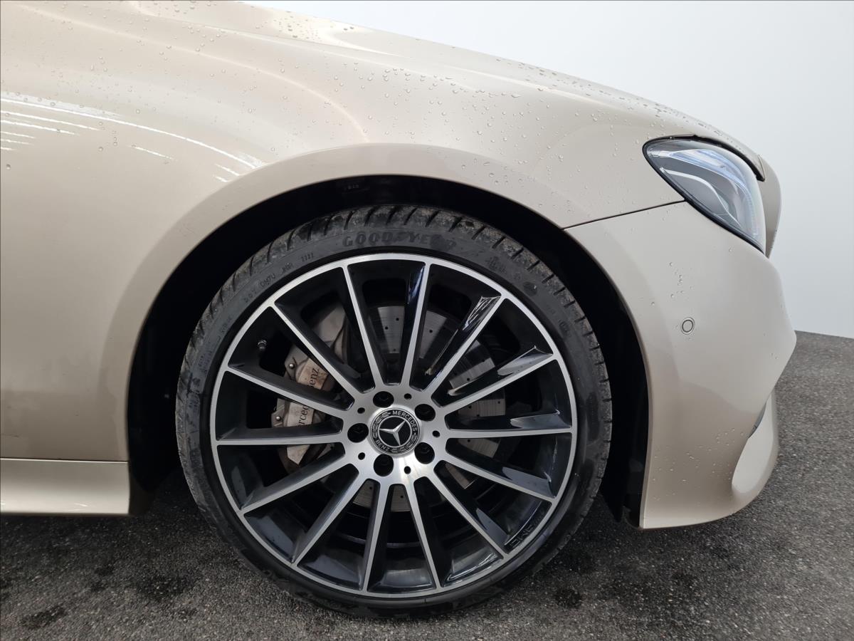 Mercedes-Benz Třídy E