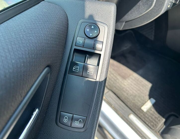 Mercedes-Benz Třídy A 16