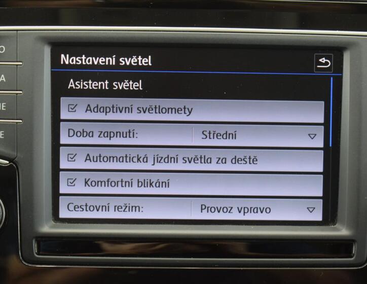 Volkswagen Passat 24