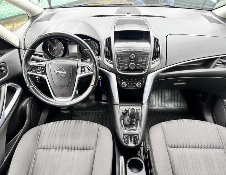 Opel Zafira 15